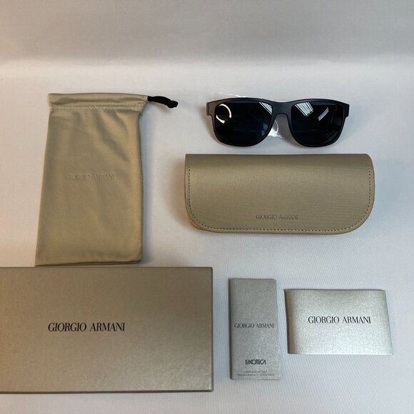 Giorgio Armani  - Sunglases - Picture 2 of 15